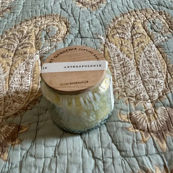 Anthropologie Night Gardenia Scented Candle - Picture 1 of 5